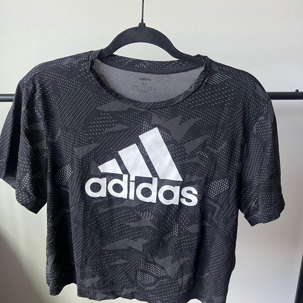 Adidas Crop top